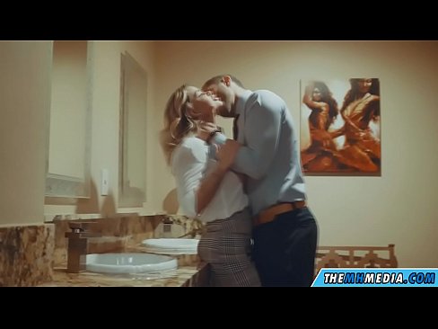 ❤️ Döşlü sarışın sizi ictimai tualetdə aldatdıqda ❤️❌ Porno pornoda az.porngameshub.ru ❌️❤